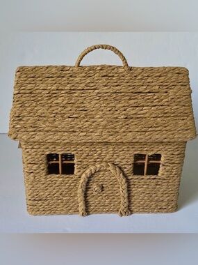 Target Bullseye Viral 2026 Woven House Storage. Brand New.
